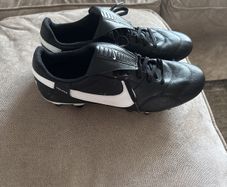 nike boots