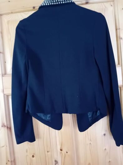 ladies blazer. size small black tux-style
