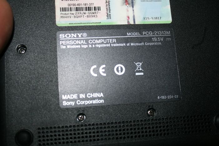 Charnière Droite Pour Sony VAIO PCG-21313M - Pièce De Rechange Occasion