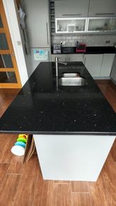Quartz countertop