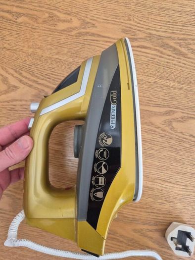 clothes iron