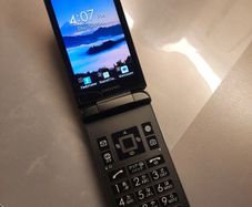 Kyocera A202kc Keitai4 Android Flip Phone