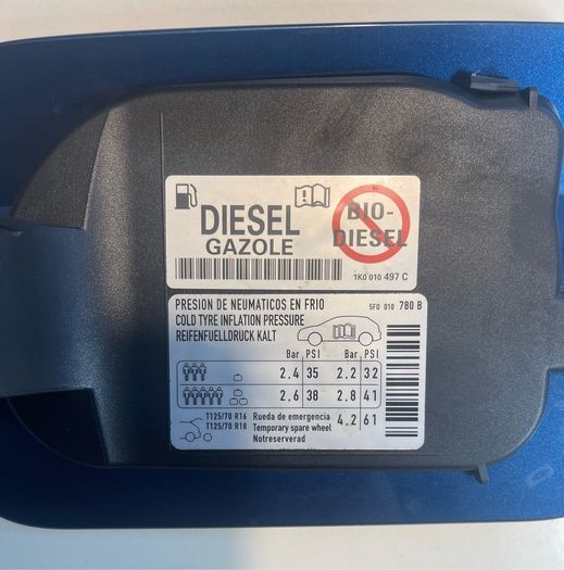 Genuine Seat Leon 2012-2019 fuel flap cover