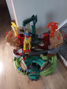 Thomas the tank engine large set