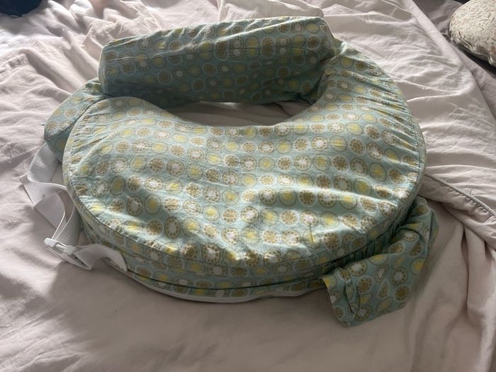 My Breast friend breastfeeding pillow
