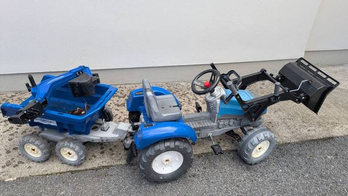 Kids tractor