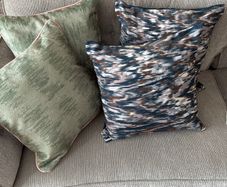 set of 4 cushions