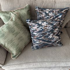 set of 4 cushions