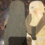 Boys flip flops, size 1 Image 3