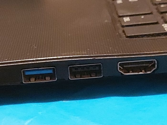 Toshiba Satellite C50-B-14D, Intel Celeron CPU N2830 2.1GHz, 4GB Ramm, 500GB HDD, Windows 10, Microsoft Edge, Chrome