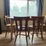 table and 4 chairs Image 3