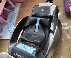 maxi cosi easy fix iso fix base