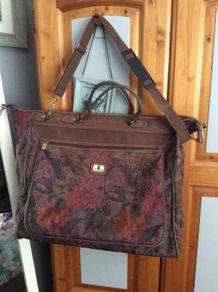 Holdall