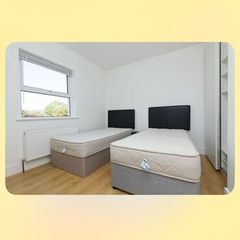 2 single beds