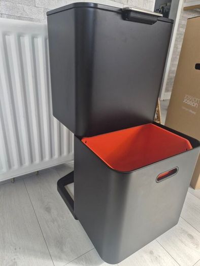PRICE DROP Joseph Joseph Intelligent Waste 60L Bin