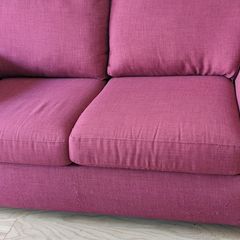 pink sofa