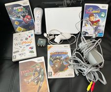 Nintendo wii console bundle with games