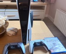 PlayStation 5 Disc with 2 Controllers and Ghost of Yotei