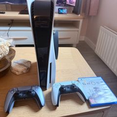 PlayStation 5 Disc with 2 Controllers and Ghost of Yotei