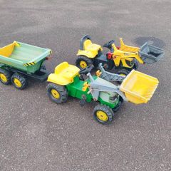 pedal tractors and tipper trailer
