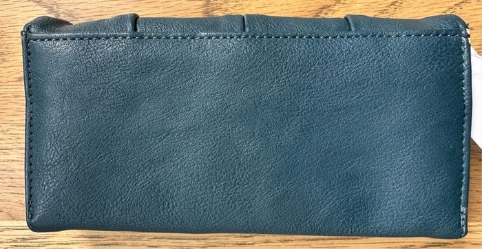 Green Mavi wallet