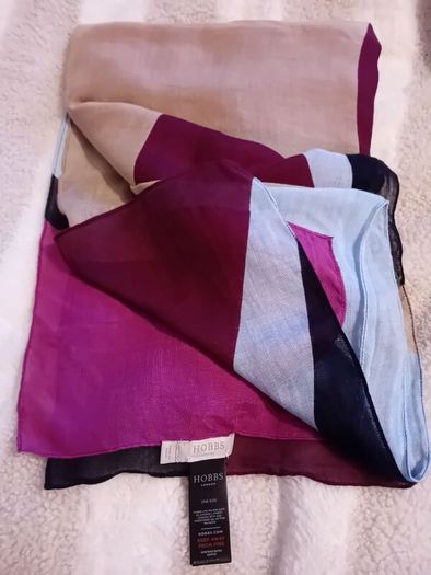 Hobbs Large Scarf - Soft Modal Fabric - Colour Block design