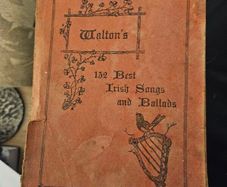 Waltons 132 Best Irish Songs And Ballads  1948. Paperback In Only Fair Condition.  See Photos For Same.