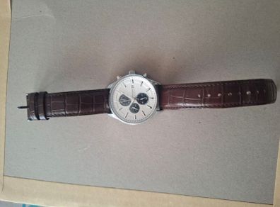 Mens watch