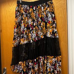 Brand new with tags Lexie & Lola pleated floral and lace skirt