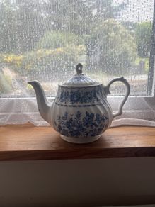 Myott Melody Teapot