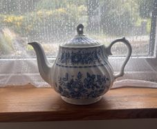 Myott Melody Teapot