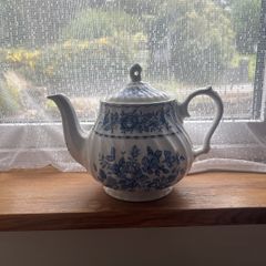 Myott Melody Teapot