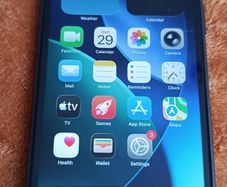 iPhone 11 simfree no face id, 84% battery