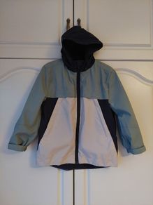 Dunnes Stores hooded rain jacket (3 years)