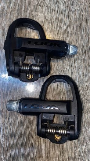 road bike pedals