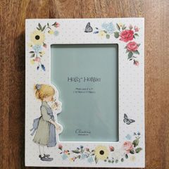 Picture frame. Girls room