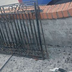 gates 2