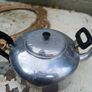 Vintage 6 Pint Aluminium Kettle Image 2