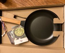 Staub black cast iron frying pan, with wooden handle, 26cm