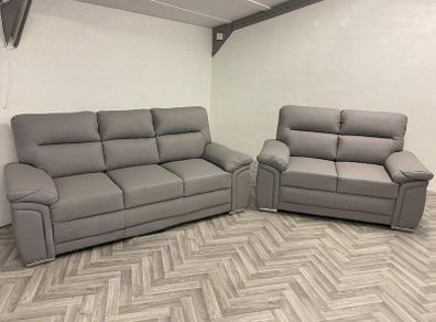 3+2 Bromley Gretal Leather Sofa