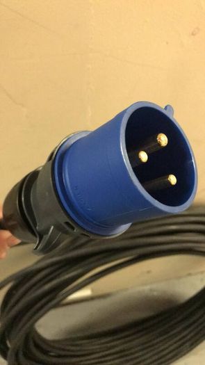 40 Meters 3 x 6 mm SWA with 2 32A Male Plugs