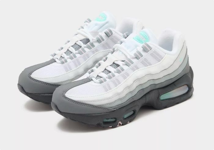 Nike air max size 5.5