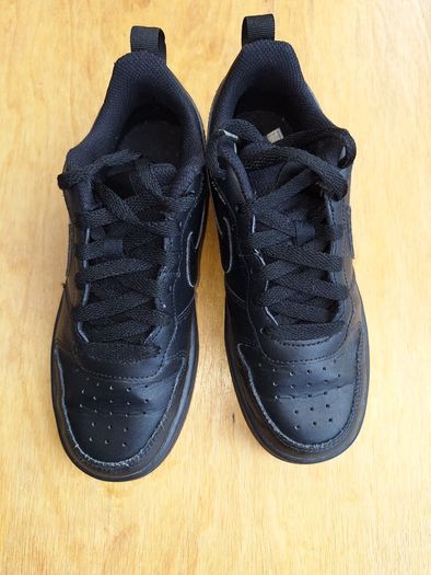 Black Nike shoes