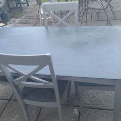 Kitchen table