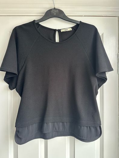 Black Oasis top sz M