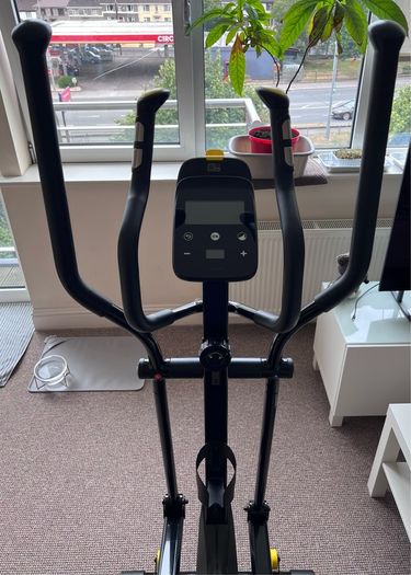 DOMYOS EL 540 Self Powered Smart Elliptical Trainer