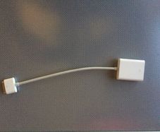Apple 30 pin to VGA connector/adaptor cable