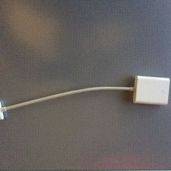 Apple 30 pin to VGA connector/adaptor cable