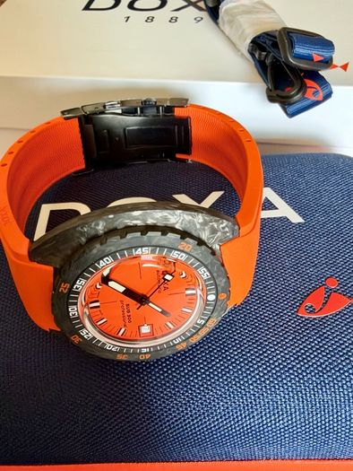 Doxa Sub Carbon 300