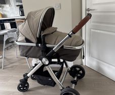 Panorama XT pram and free car seat